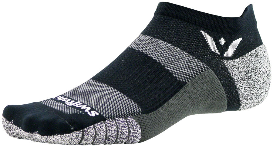 Swiftwick Flite XT No Show Socks - No Show Black Medium