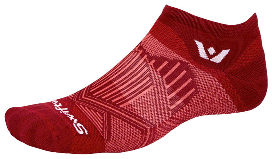 SwiftWick Aspire No Show Socks - Crimson Large