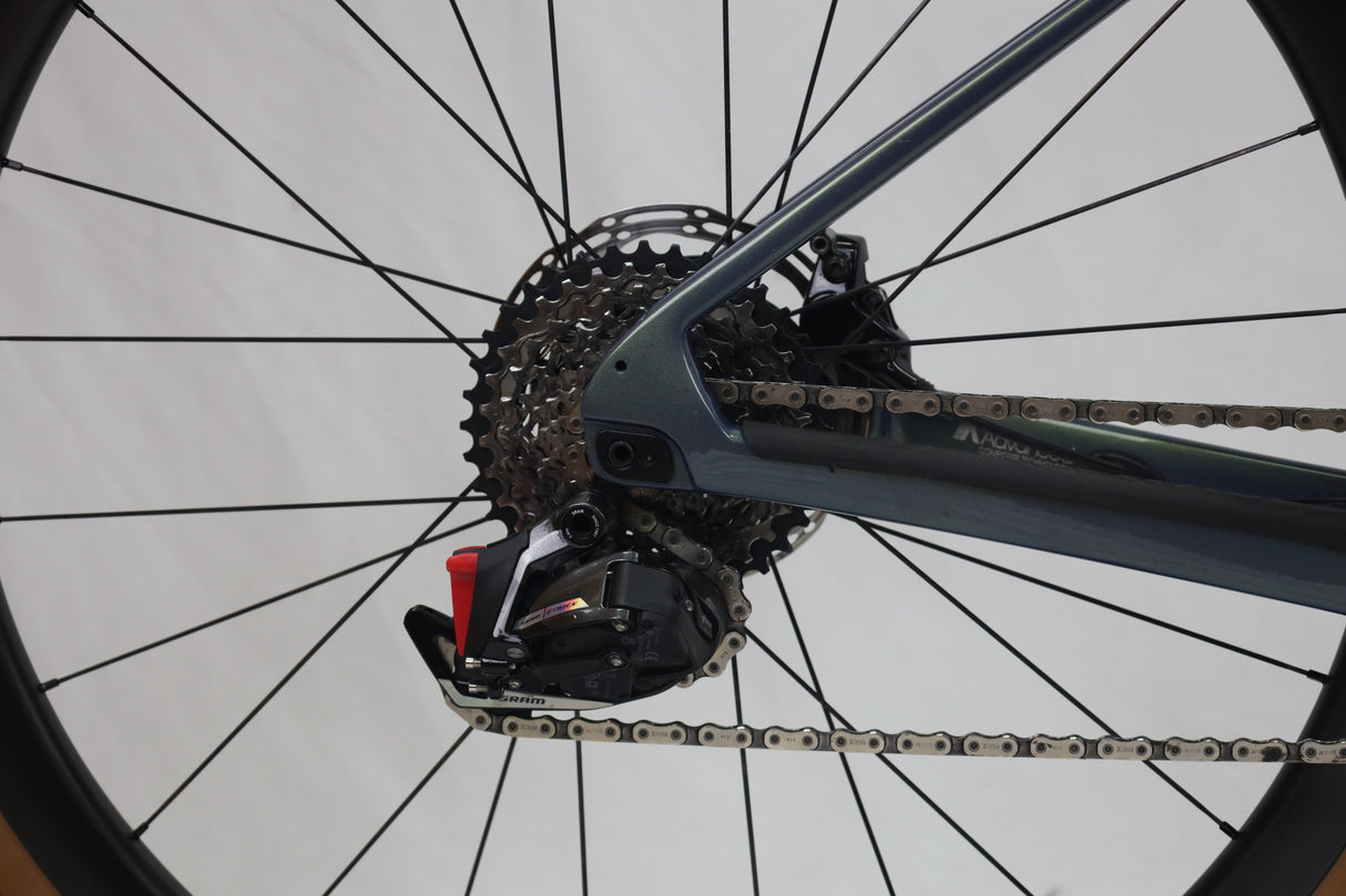 Revolt Advanced Pro 0 image 2