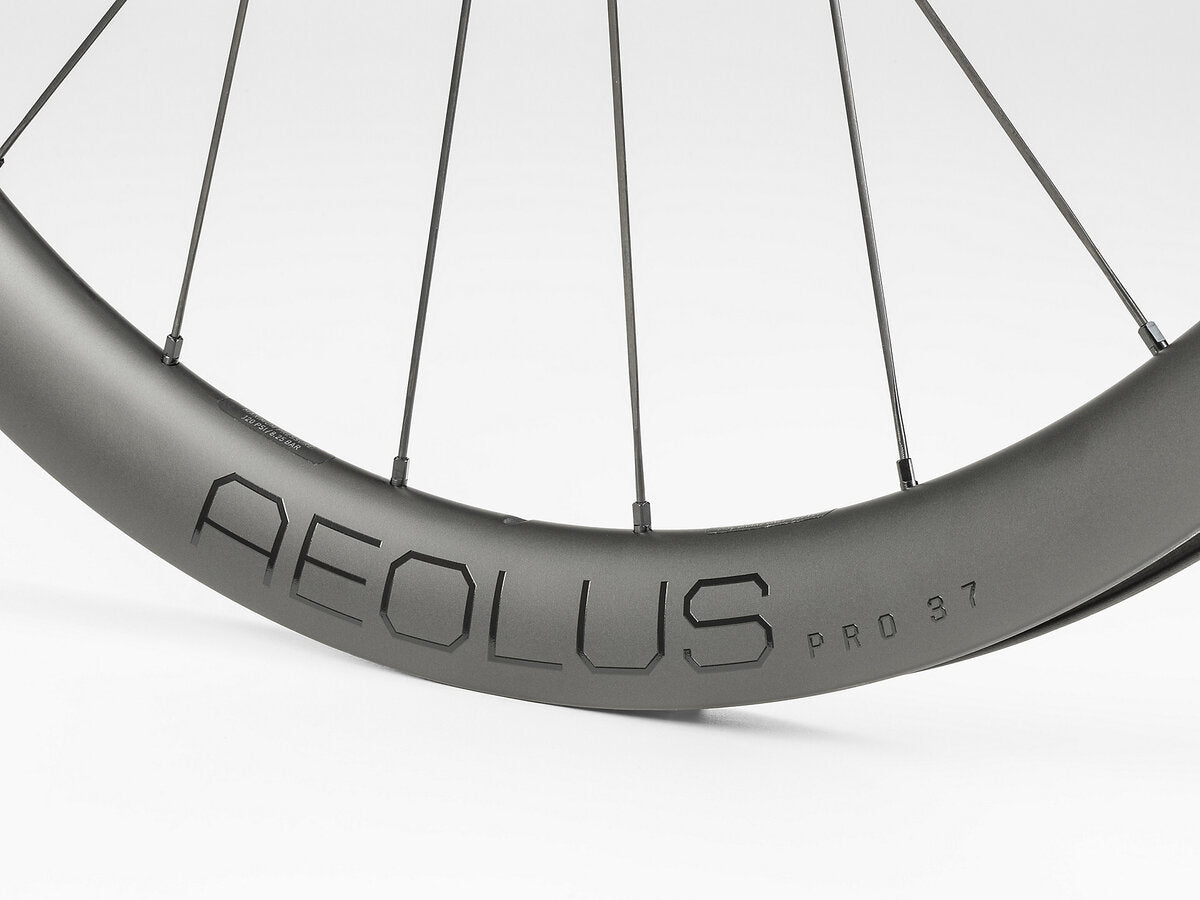 Aeolus Pro 37 TLR Disc Road Rear