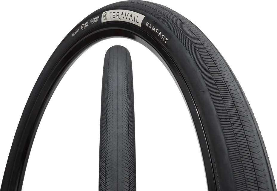 Rampart Tire - Tubeless / Folding / 60 TPI