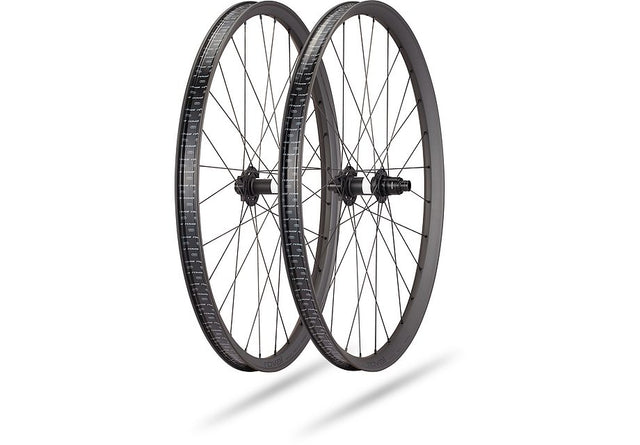 Specialized Traverse Hd 350 6B Wheel Satin Carbon/Gloss Black 29 Front