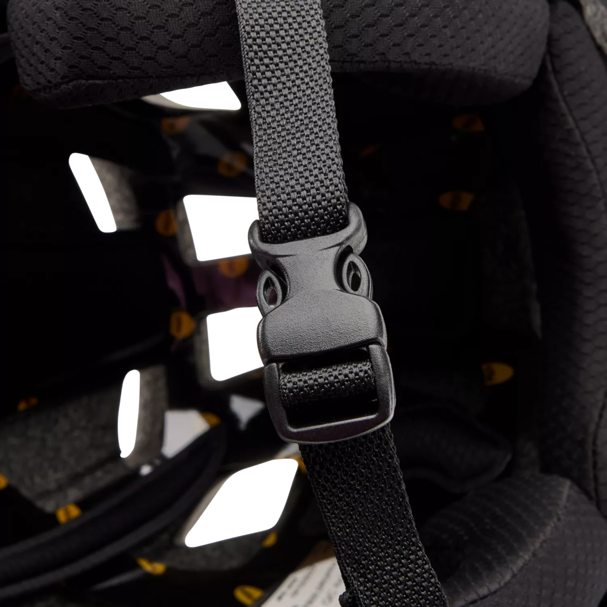 Dropframe Helmet