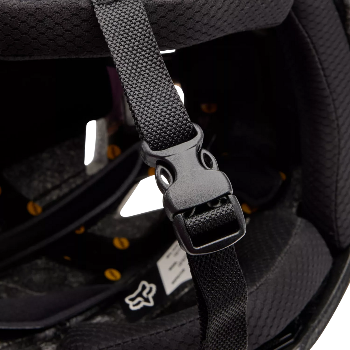 Dropframe Helmet