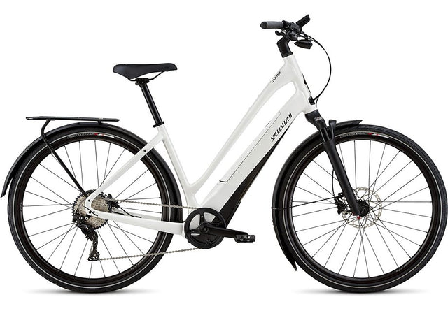 Specialized Como 5.0 Low Entry 700C Metalic White Silver / Black L
