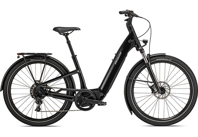 2024 Specialized Como 4.0 Bike Cast Black / Silver Reflective S