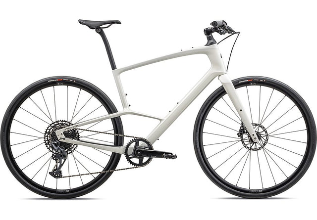 2023 Specialized Sirrus 6.0 Bike Gloss Dune White / 100% Pearl Fade / Metallic Obsidian /Satin Obsidian Reflective M