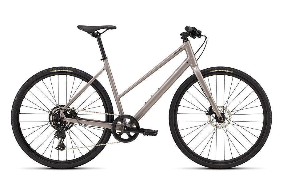 2026 Specialized Sirrus X 2.0 St Bike Gloss Desert Metallic / Bordeaux Metallic Frost Reflective Xs