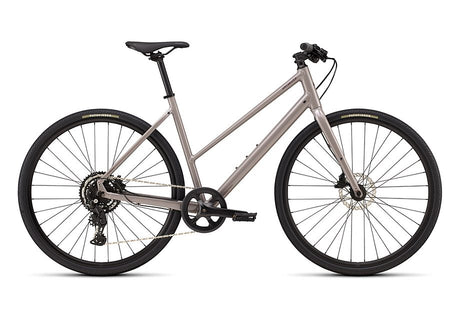 2026 Specialized Sirrus X 2.0 St Bike Gloss Desert Metallic / Bordeaux Metallic Frost Reflective Xs