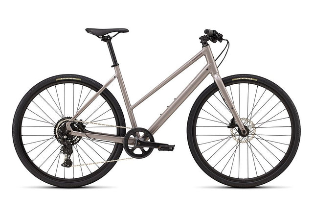 2026 Specialized Sirrus X 2.0 St Bike Gloss Desert Metallic / Bordeaux Metallic Frost Reflective Xs