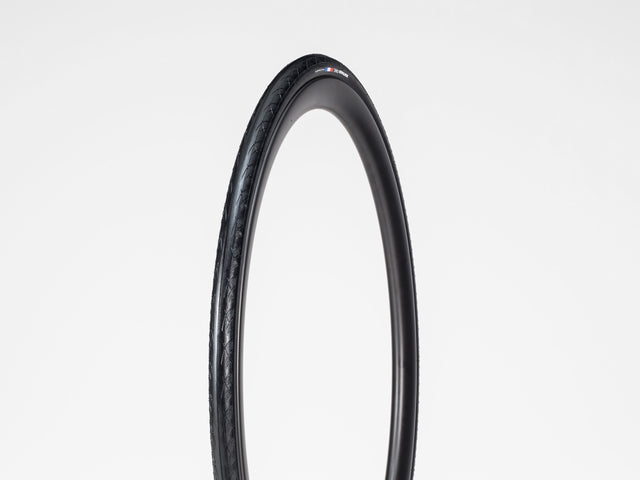 Bontrager AW1 Hard-Case Lite 700x25c Tire