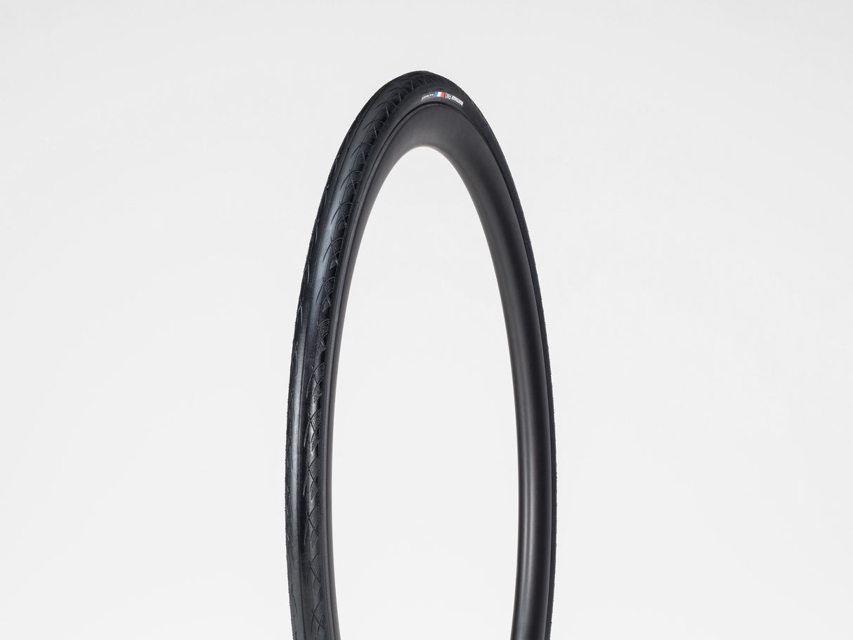 Bontrager AW1 Hard-Case Lite 700x28c Tire
