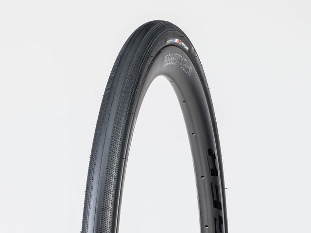Bontrager R2 Hard-Case Lite 700x28c Tire