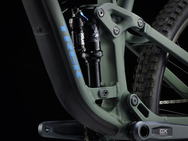 Fuel EX 8 GX AXS T-Type Gen 6