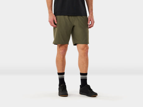 Short Trek Quantum Large Black Olive
