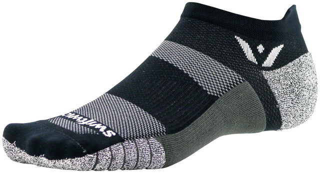 Swiftwick Flite XT No Show Socks - No Show Black Medium