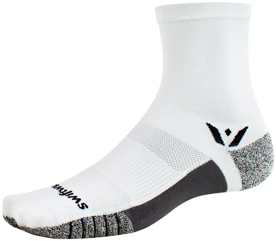 Swiftwick Flite XT Five Socks - 5" White Large