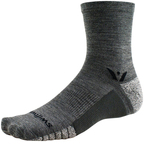 Swiftwick Flite XT Trail Mid Crew Socks - 5" Heather Large