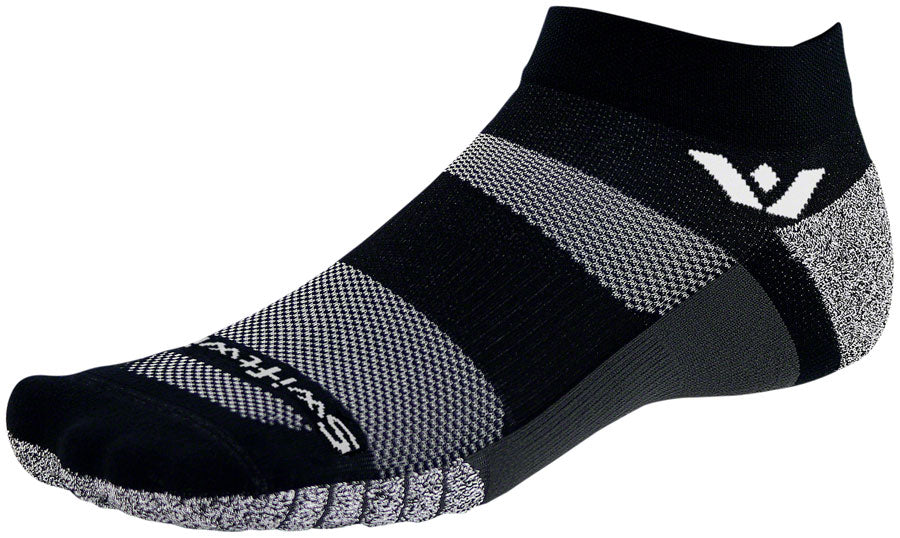 Swiftwick Flite XT Ankle Socks - Black Large