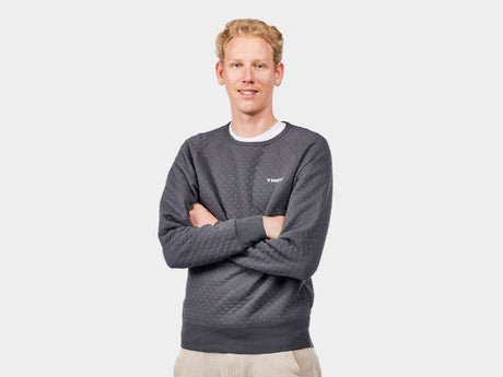 Trek Quilted Crewneck Large Black Shirt