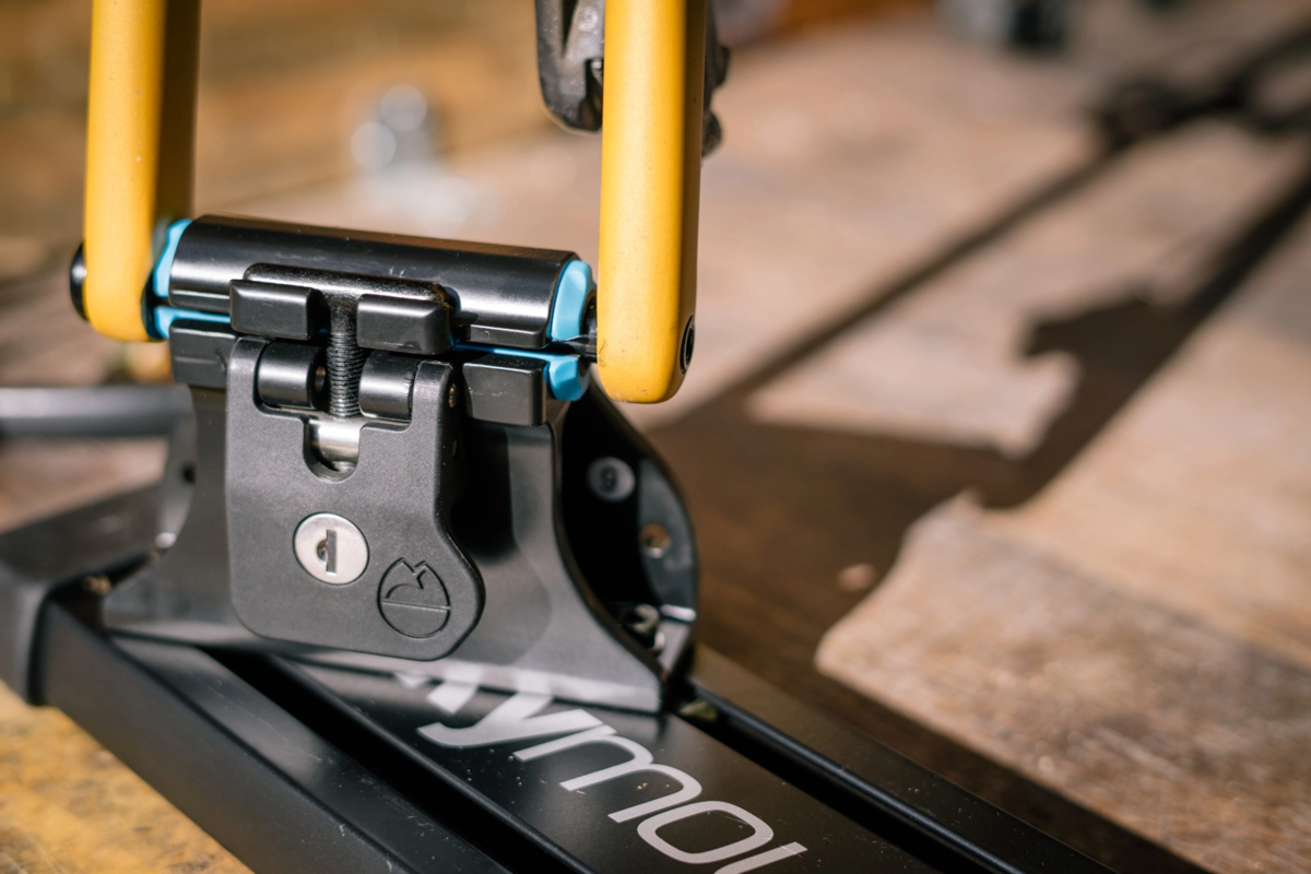 Drop Top Bolt-On Thru-Axle Bike Carrier with Lock